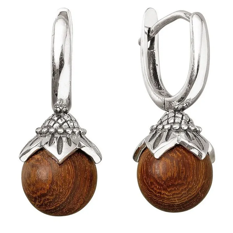 Silver flower earrings with sandalwood