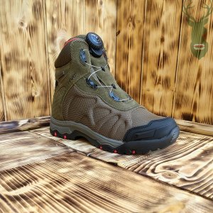 BLAST green shoes