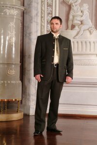 Alfred suit with stand-up collar