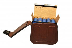 Belt mounted shotgun cartridge carrier