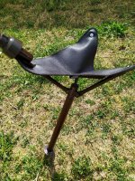 Wooden one-legged chair Umbrella