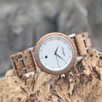 Grapevine men's wooden watch