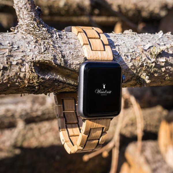 Bracelet made of wood for Smartwatch